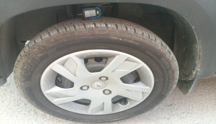 2023 Renault Kwid RXL 1.0 (O), Petrol, Manual, 8,792 km, tyre