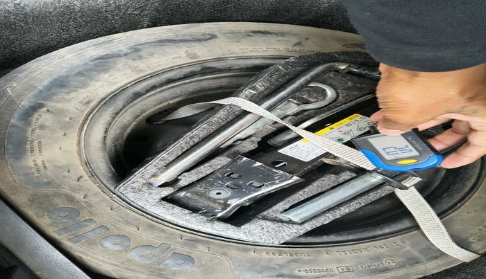 2013 Volkswagen Polo COMFORTLINE 1.2L PETROL, Petrol, Manual, 98,011 km, tyre