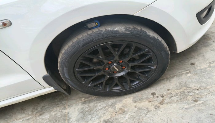 2013 Volkswagen Polo COMFORTLINE 1.2L PETROL, Petrol, Manual, 98,011 km, tyre