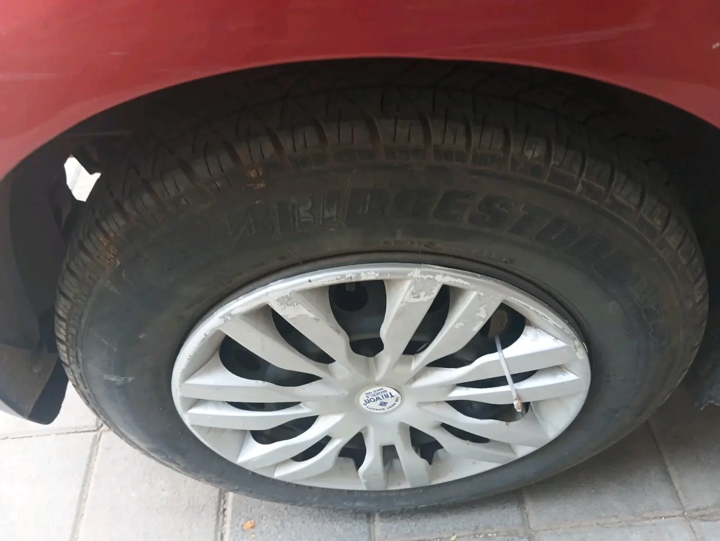 2007 Maruti Swift VXI 1.3, CNG, Manual, 92,310 km, tyre
