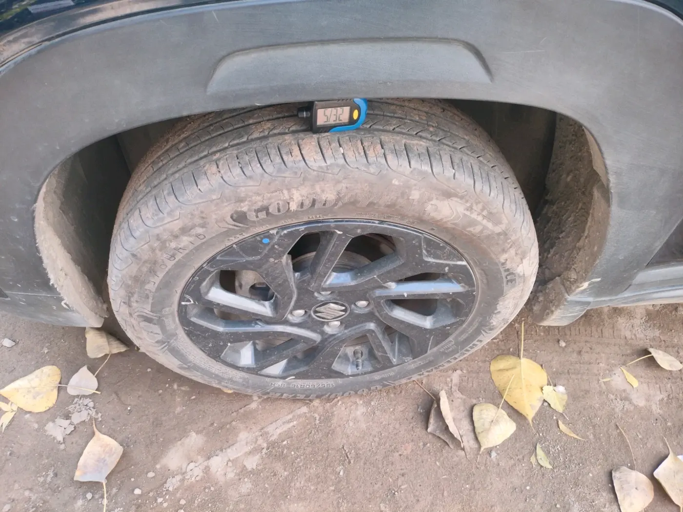 2024 Maruti FRONX DELTA PLUS 1.2L AGS, Petrol, Automatic, 14,656 km, tyre