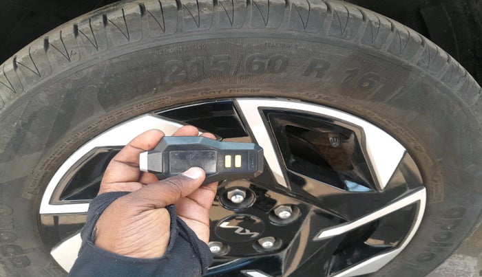 2024 KIA SONET HTK (O) 1.2 Petrol MT, Petrol, Manual, 11,442 km, tyre