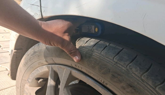 2021 Hyundai NEW I20 SPORTZ 1.2 MT, Petrol, Manual, 42,045 km, tyre