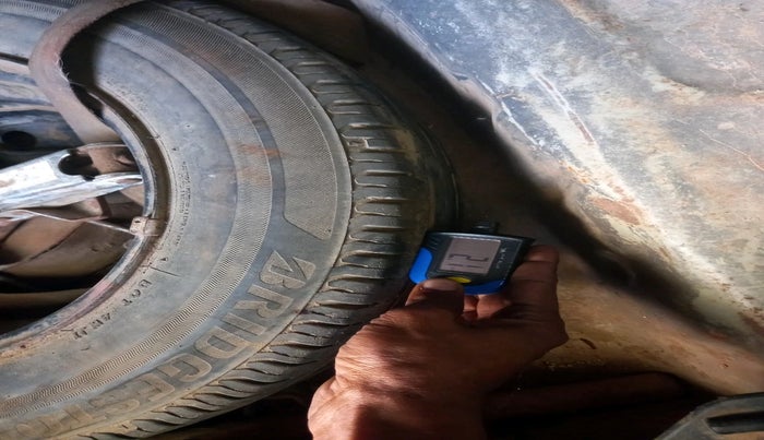 2017 Maruti Dzire ZDI AMT, Diesel, Automatic, 1,23,000 km, tyre