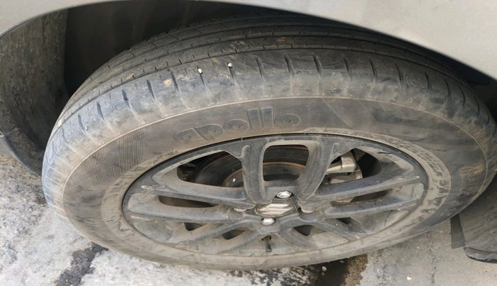 2018 Maruti Swift ZXI AMT, Petrol, Automatic, 20,340 km, tyre