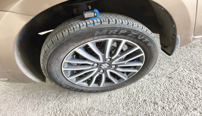 2017 Maruti Dzire ZXI PLUS AMT, Petrol, Automatic, 86,931 km, tyre