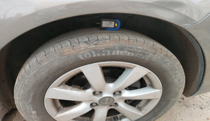 2012 Nissan Sunny XV DIESEL, Diesel, Manual, 1,34,362 km, tyre