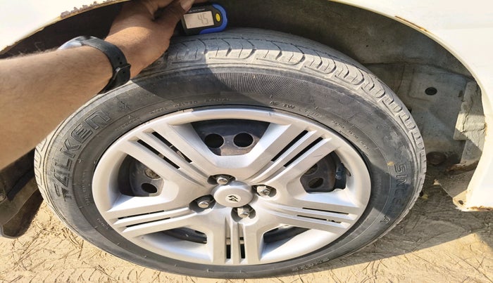 2011 Honda City 1.5L I-VTEC E MT, CNG, Manual, 71,770 km, tyre