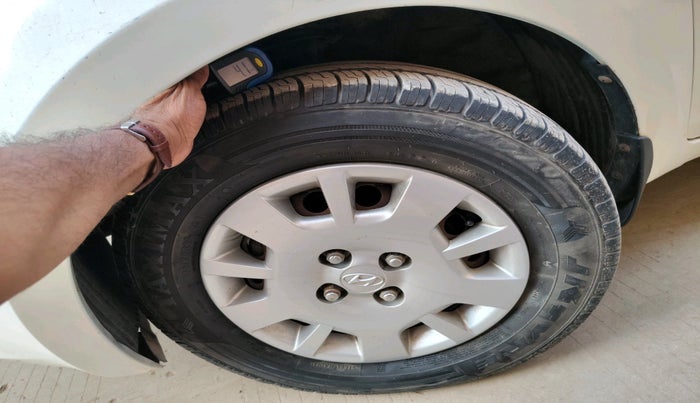 2013 Hyundai i20 MAGNA (O) 1.4 CRDI, Diesel, Manual, 2,37,316 km, tyre