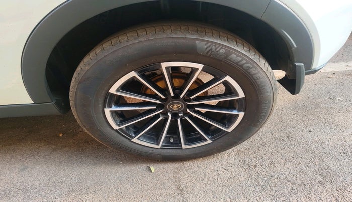 2021 Tata NEXON XMA SUNROOF PETROL, Petrol, Automatic, 78,578 km, tyre