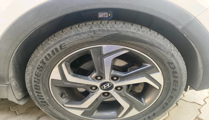 2018 Hyundai Creta SX AT 1.6 PETROL, Petrol, Automatic, 26,770 km, tyre