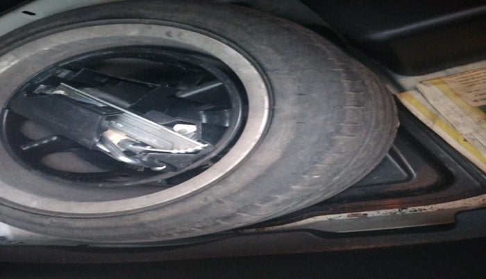 2013 Mercedes Benz C Class 200 CGI AVANTGARDE, Petrol, Automatic, 74,419 km, tyre