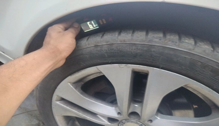 2013 Mercedes Benz C Class 200 CGI AVANTGARDE, Petrol, Automatic, 74,419 km, tyre