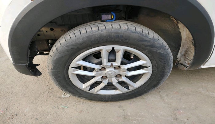 2022 Renault TRIBER RXL MT, Petrol, Manual, 3,62,562 km, tyre