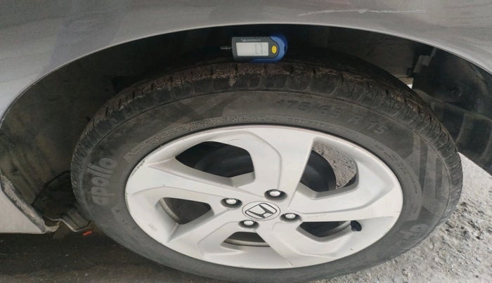 2015 Honda City 1.5L I-VTEC VX, Petrol, Manual, 79,708 km, tyre