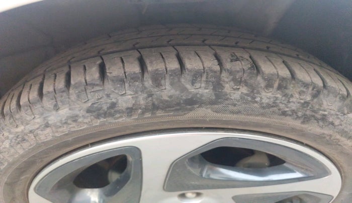 2022 Hyundai Verna S PLUS 1.5 VTVT, Petrol, Manual, 5,796 km, tyre