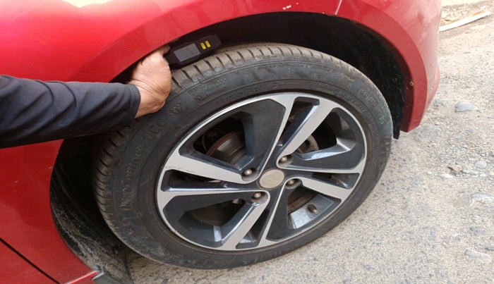 2020 Tata ALTROZ XZ PETROL, Petrol, Manual, 56,207 km, tyre