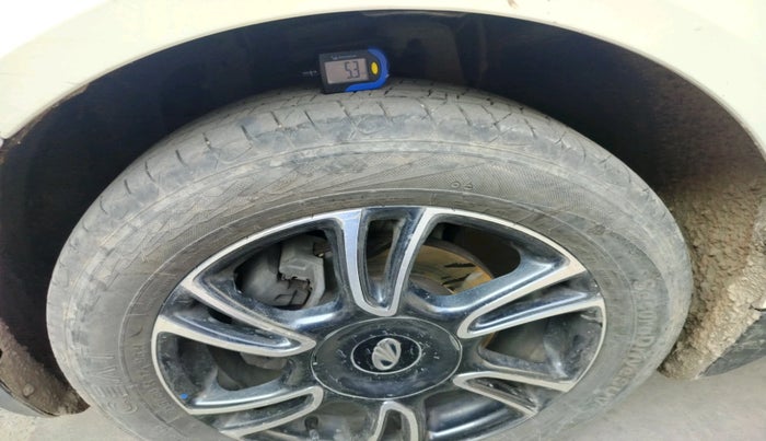 2019 Mahindra MARAZZO M8 8 STR, Diesel, Manual, 1,15,165 km, tyre