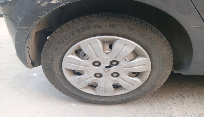 2016 Hyundai i10 MAGNA 1.1, CNG, Manual, 74,600 km, tyre