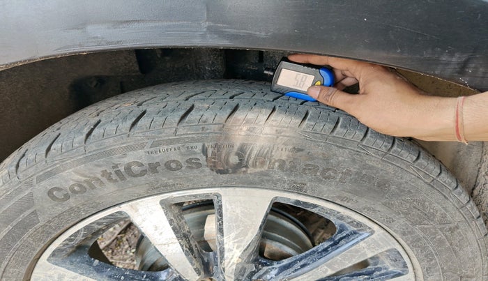 2019 Nissan Kicks XV 1.5, Petrol, Manual, 1,35,036 km, tyre