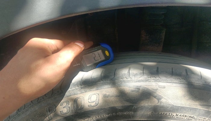 2020 Renault TRIBER RXE MT, Petrol, Manual, 58,458 km, tyre