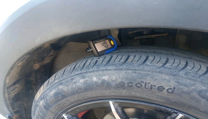 2020 Renault TRIBER RXE MT, Petrol, Manual, 58,458 km, tyre