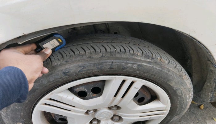 2011 Honda City 1.5L I-VTEC S MT, CNG, Manual, 73,147 km, tyre