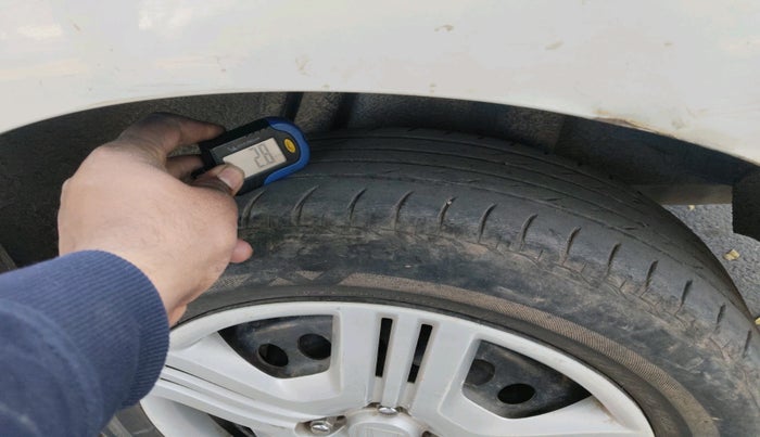 2011 Honda City 1.5L I-VTEC S MT, CNG, Manual, 73,147 km, tyre