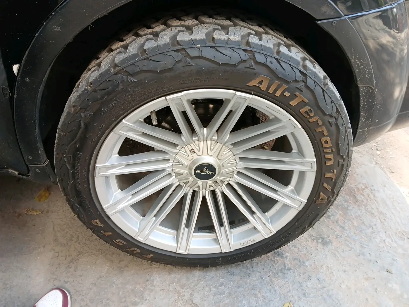 2021 Mahindra XUV500 W7, Diesel, Manual, 84,026 km, tyre