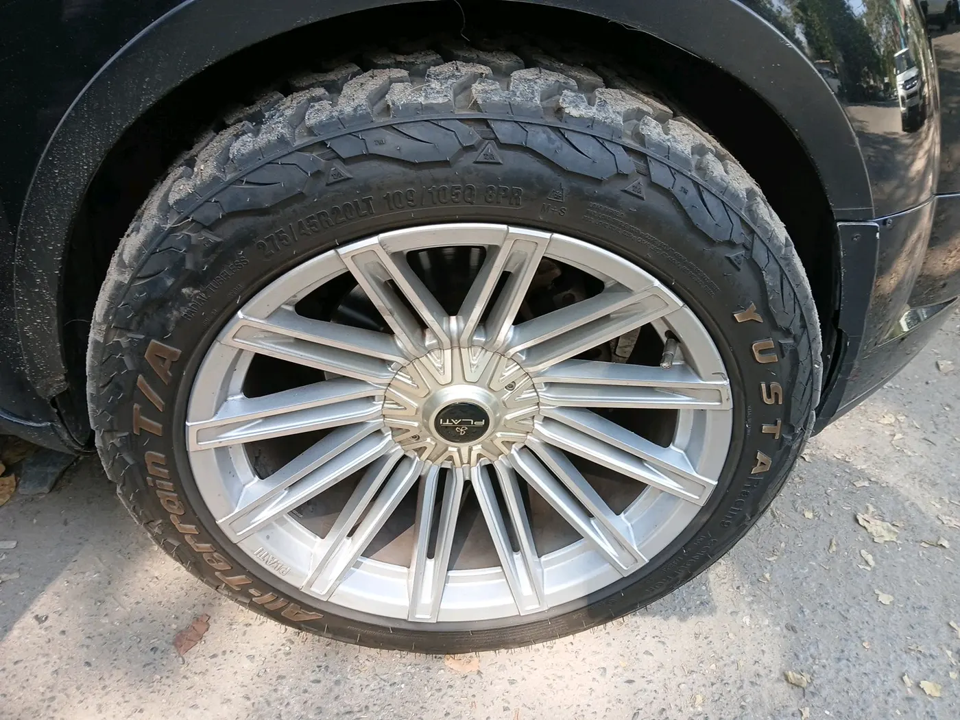 2021 Mahindra XUV500 W7, Diesel, Manual, 84,026 km, tyre
