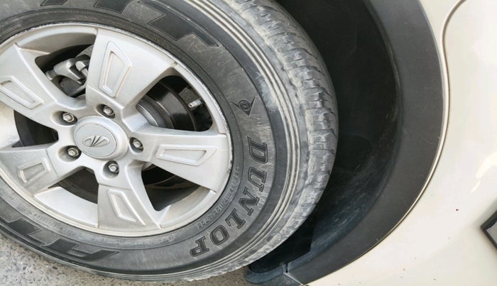 2015 Mahindra XUV500 W6, Diesel, Manual, 77,020 km, tyre