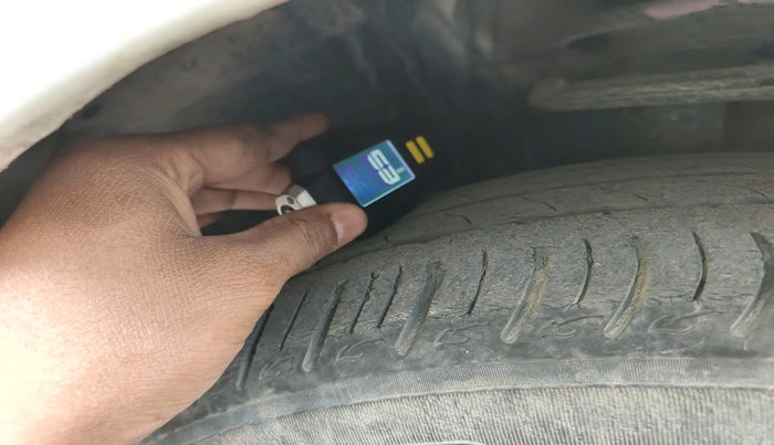 2020 Toyota YARIS J MT, Petrol, Manual, 1,12,068 km, tyre