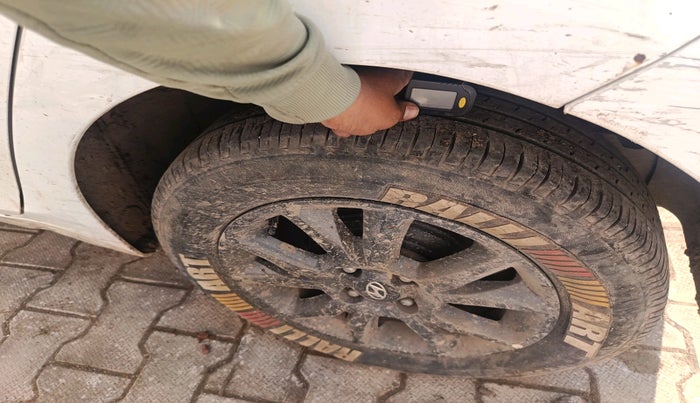 2020 Hyundai Elite i20 SPORTZ PLUS 1.2, Petrol, Manual, 28,040 km, tyre