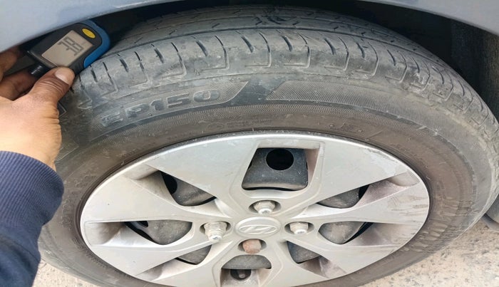 2014 Hyundai Xcent S 1.2, Petrol, Manual, 48,576 km, tyre