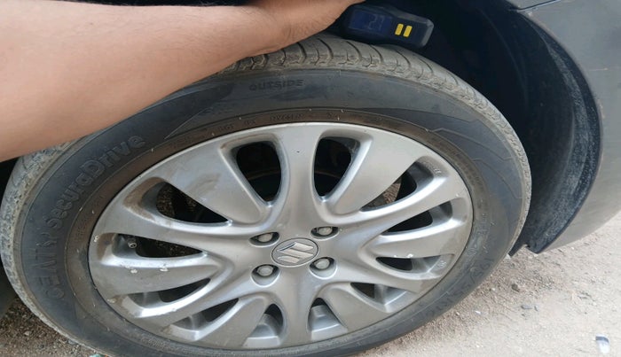 2017 Maruti Baleno ZETA DIESEL 1.3, Diesel, Manual, 1,02,196 km, tyre