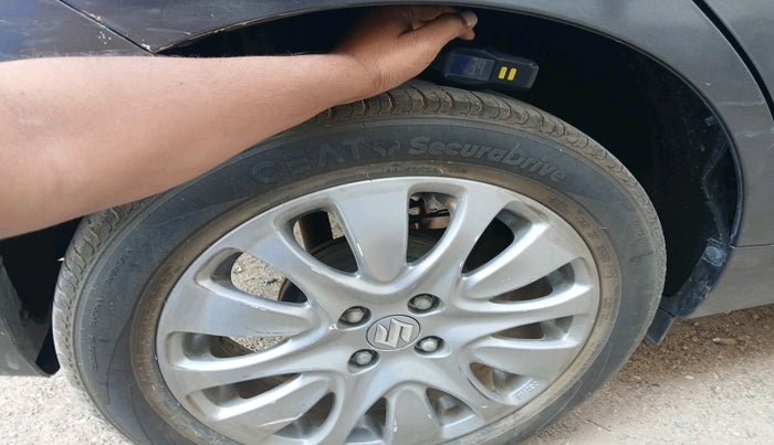 2017 Maruti Baleno ZETA DIESEL 1.3, Diesel, Manual, 1,02,196 km, tyre