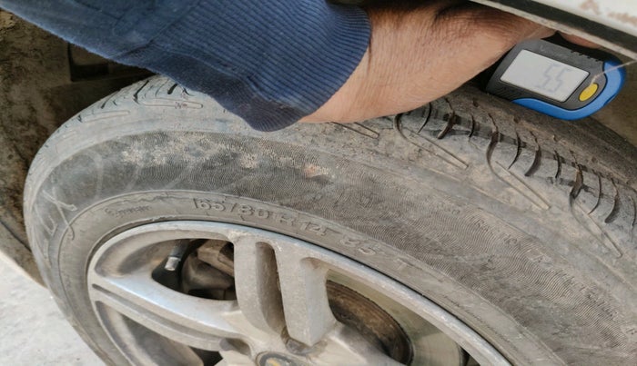 2011 Maruti Swift Dzire LXI, CNG, Manual, 62,853 km, tyre