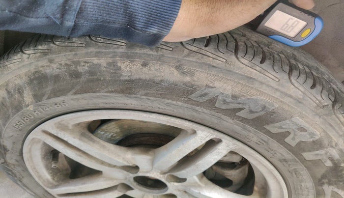 2011 Maruti Swift Dzire LXI, CNG, Manual, 62,853 km, tyre