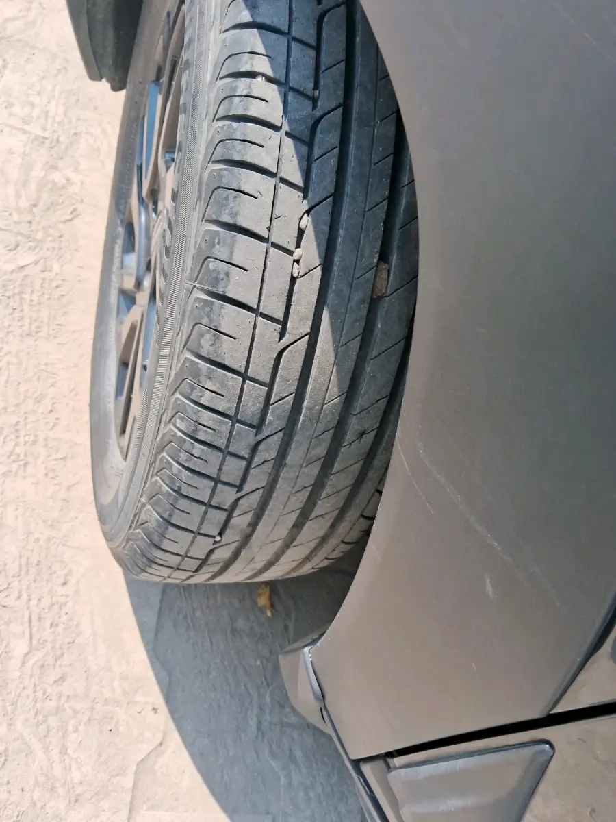 2023 Maruti FRONX DELTA PLUS 1.2MT, Petrol, Manual, 33,873 km, tyre