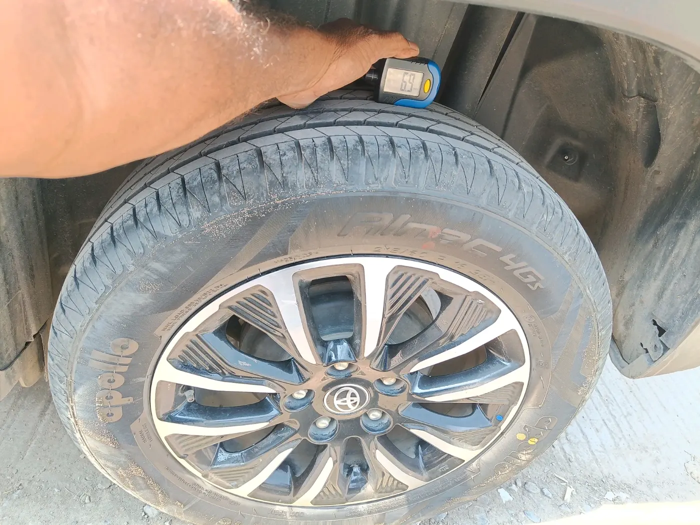 2022 Toyota URBAN CRUISER PREMIUM GRADE AT, Petrol, Automatic, 18,701 km, tyre