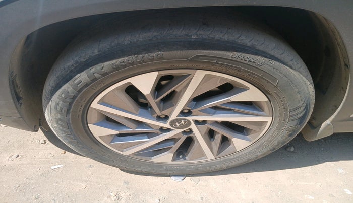 2023 Hyundai Tucson SIGNATURE 2.0 AT DIESEL, Diesel, Automatic, 40,665 km, tyre