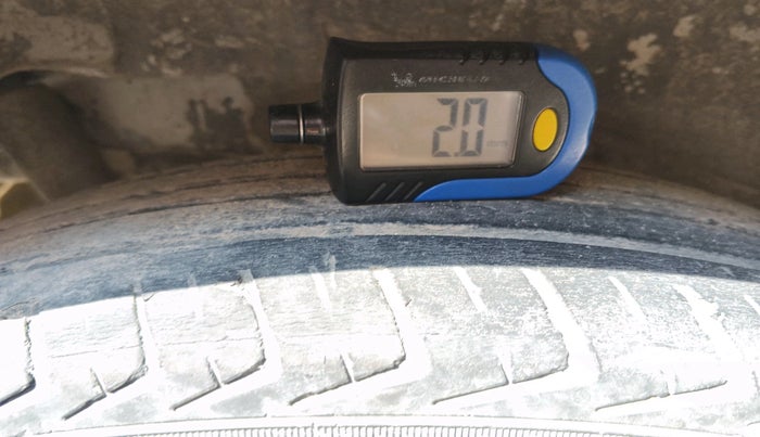 2011 Maruti Wagon R 1.0 LXI CNG, CNG, Manual, 1,50,000 km, tyre