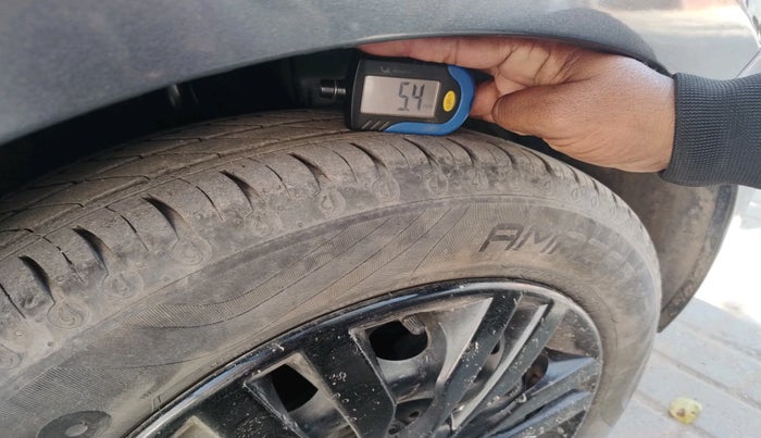 2022 Tata TIGOR XE PETROL, Petrol, Manual, 27,991 km, tyre