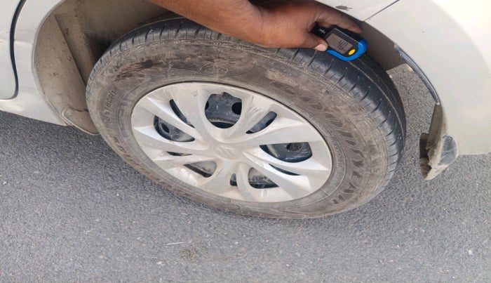 2018 Maruti Swift VXI, Petrol, Manual, 1,11,080 km, tyre