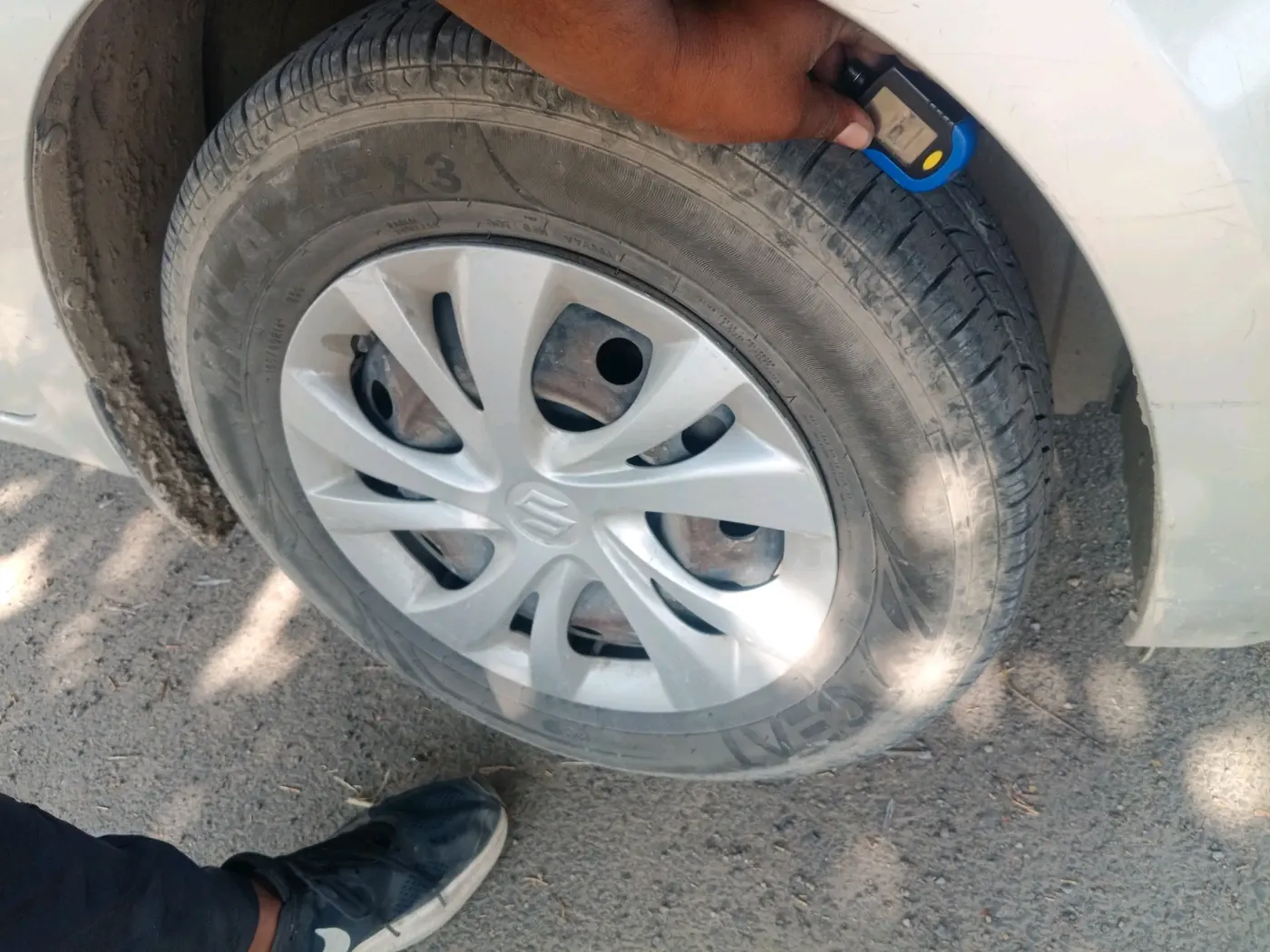 2018 Maruti Swift VXI, Petrol, Manual, 1,11,080 km, tyre