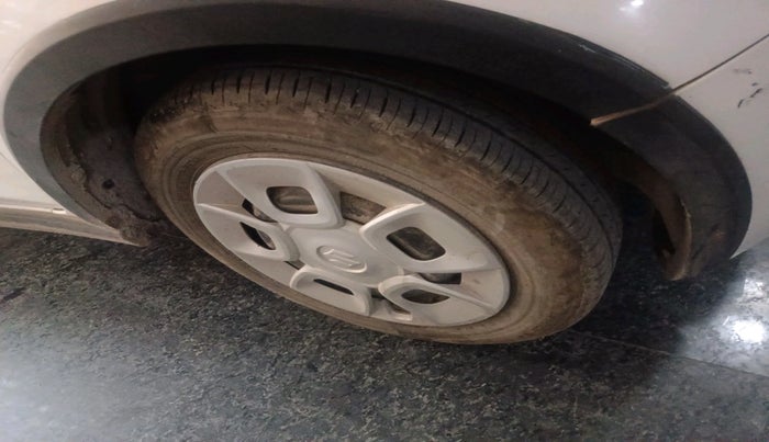 2022 Maruti IGNIS DELTA 1.2, CNG, Manual, 23,625 km, tyre