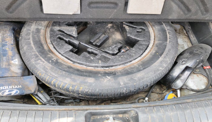 2017 Hyundai Creta E PLUS 1.4 DIESEL, Diesel, Manual, 1,31,476 km, tyre