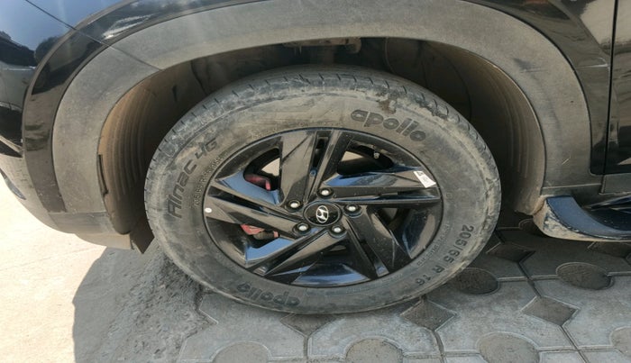 2023 Hyundai Creta SX 1.5 PETROL, Petrol, Manual, 55,140 km, tyre