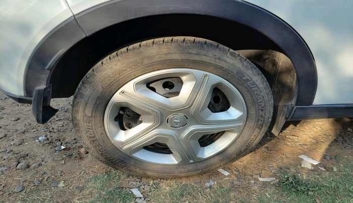 2023 Tata NEXON XM SUNROOF PETROL, Petrol, Manual, 6,501 km, tyre