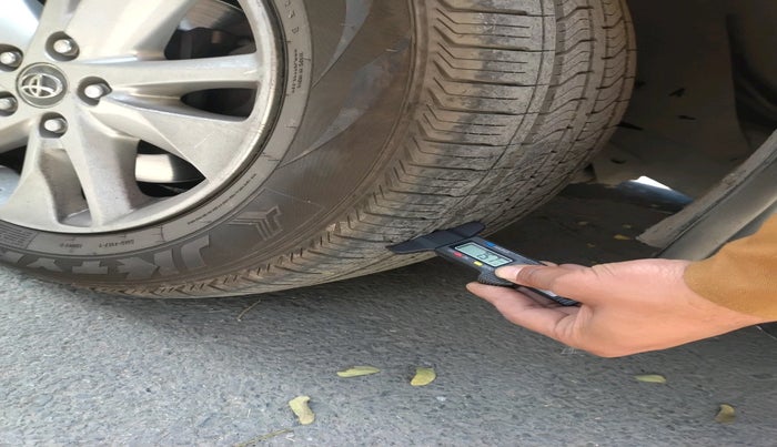 2018 Toyota Innova Crysta 2.8 GX AT 8 STR, Diesel, Automatic, 1,10,475 km, tyre